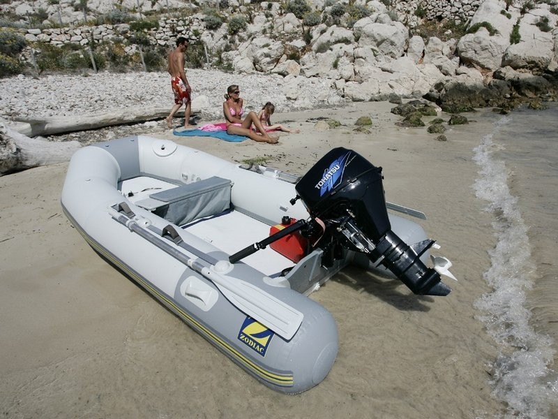 rubberboot huren: Zodiac 325